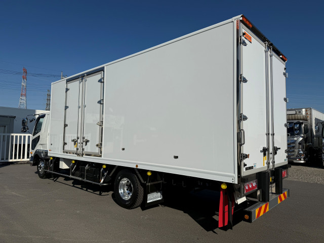 三菱ふそう ファイター 中型 冷凍冷蔵バン 2KG-FK65F(96885) 7枚目