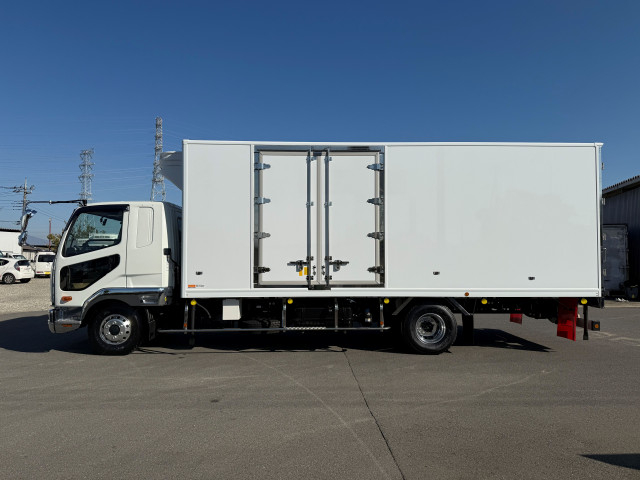 三菱ふそう ファイター 中型 冷凍冷蔵バン 2KG-FK65F(96885) 8枚目