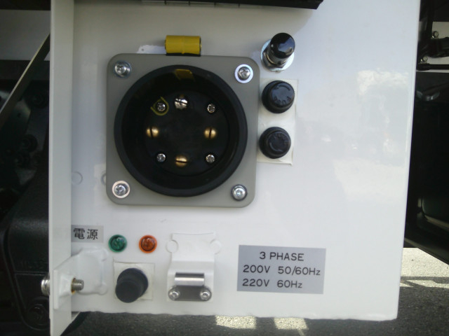 三菱ふそう ファイター 中型 冷凍冷蔵バン 2KG-FK65F(96884) 18枚目