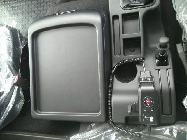 三菱ふそう ファイター 中型 冷凍冷蔵バン 2KG-FK65F(96884) 28枚目