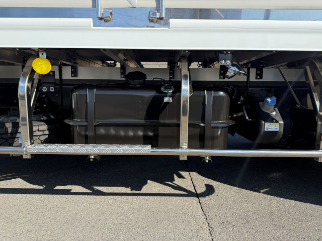 三菱ふそう ファイター 中型 冷凍冷蔵バン 2KG-FK65F(96885) 38枚目