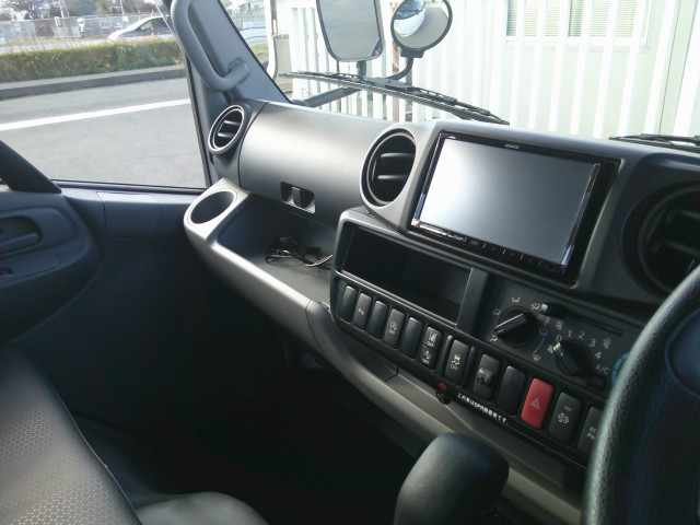 トヨタ トヨエース 小型 平ボディ 2RG-XZC605(96888) 18枚目