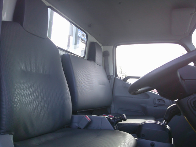 トヨタ トヨエース 小型 平ボディ 2RG-XZC605(96888) 20枚目