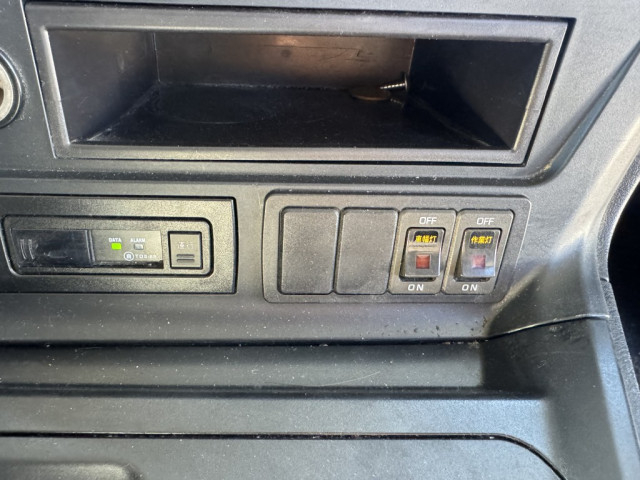 三菱ふそう スーパーグレート 大型 クレーン付き 2PG-FS74HZ(96918) 30枚目