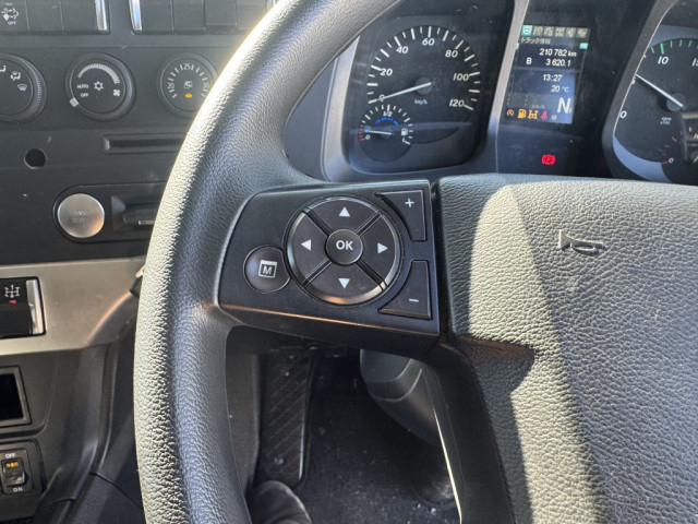 三菱ふそう スーパーグレート 大型 クレーン付き 2PG-FS74HZ(96918) 37枚目