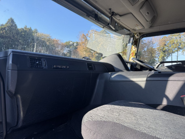 三菱ふそう スーパーグレート 大型 クレーン付き 2PG-FS74HZ(96918) 40枚目