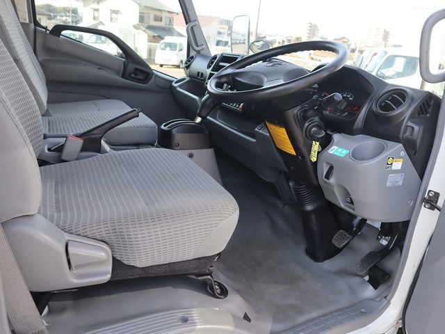 トヨタ ダイナ 小型 アルミバン TPG-XZU710(96922) 30枚目