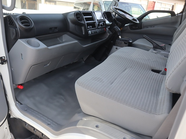 トヨタ ダイナ 小型 アルミバン TPG-XZU710(96922) 32枚目