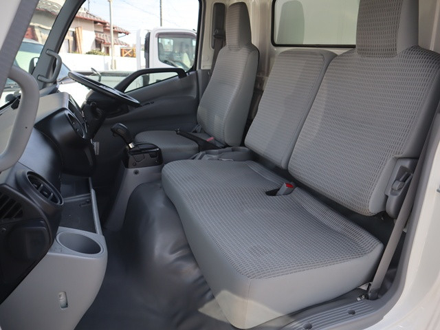 トヨタ ダイナ 小型 アルミバン TPG-XZU710(96922) 33枚目