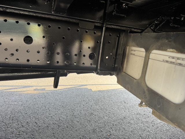 いすゞ フォワード 中型 平ボディ 2RG-FRR90S2(96924) 15枚目