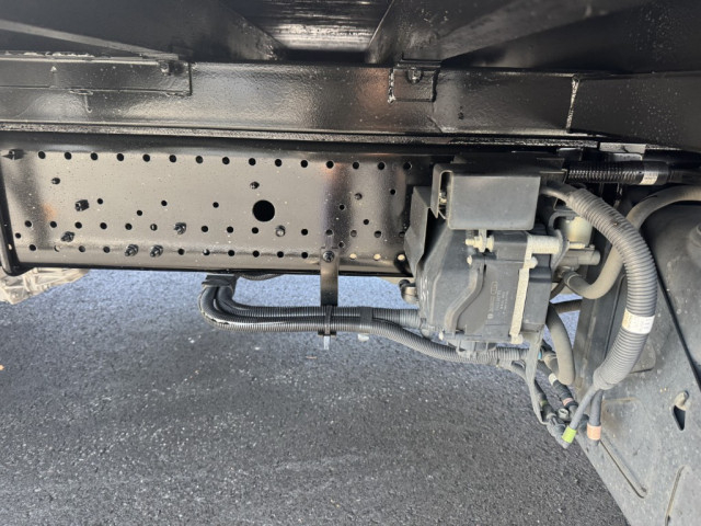 いすゞ フォワード 中型 平ボディ 2RG-FRR90S2(96924) 17枚目