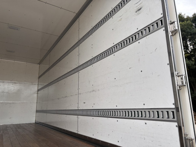 日野 レンジャー 中型 アルミバン 2KG-FD2ABG(96926) 12枚目