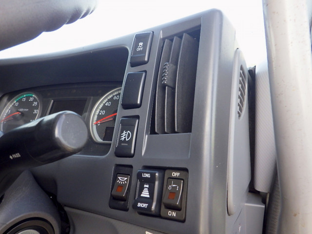 いすゞ フォワード 中型 冷凍冷蔵バン 2PG-FRR90S2(96927) 23枚目