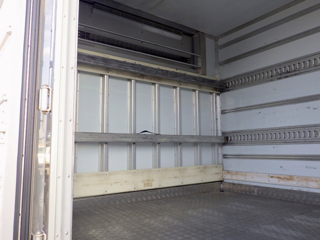 いすゞ フォワード 中型 冷凍冷蔵バン 2PG-FRR90S2(96927) 35枚目