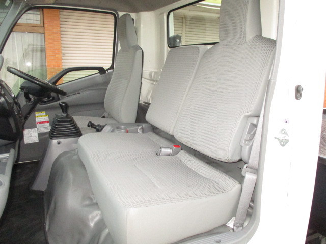 日野 デュトロ 小型 車載専用車 TKG-XZU722M(96928) 15枚目