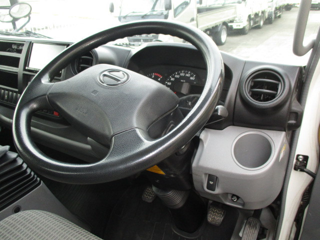 日野 デュトロ 小型 車載専用車 TKG-XZU722M(96928) 16枚目