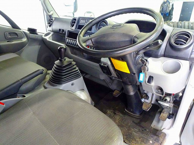 日野 デュトロ 小型 クレーン付き TKG-XZU655M(96929) 5枚目