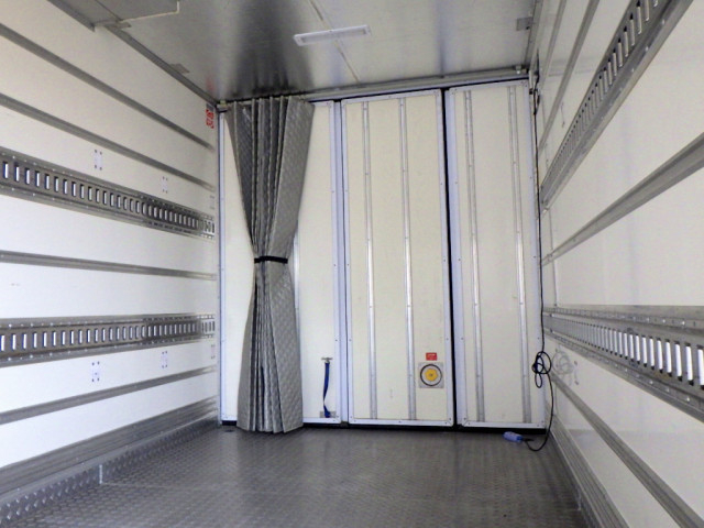 いすゞ エルフ 小型 冷凍冷蔵バン TPG-NPR85AN(96933) 7枚目