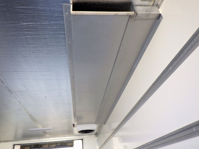 いすゞ エルフ 小型 冷凍冷蔵バン TPG-NPR85AN(96933) 12枚目