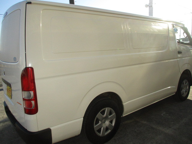 トヨタ ハイエース 小型 冷凍冷蔵バン QDF-GDH206V(96934) 33枚目