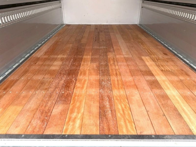 いすゞ エルフ 小型 アルミウィング 2RG-NPR88AN(96936) 12枚目