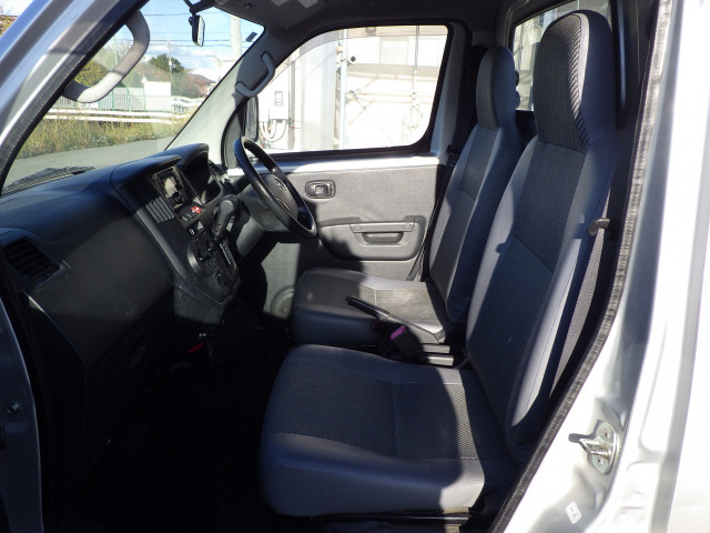 トヨタ ライトエース 小型 平ボディ DBF-S412U(96937) 8枚目