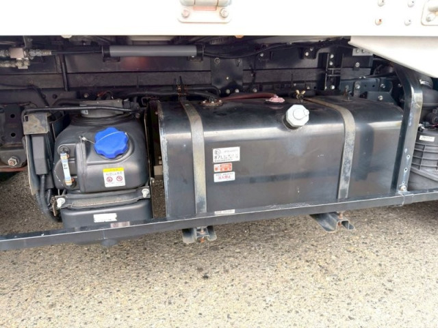 いすゞ エルフ 小型 アルミウィング 2RG-NPR88AN(96936) 20枚目