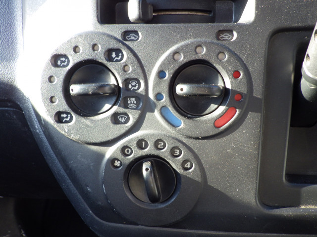 トヨタ ライトエース 小型 平ボディ DBF-S412U(96937) 11枚目