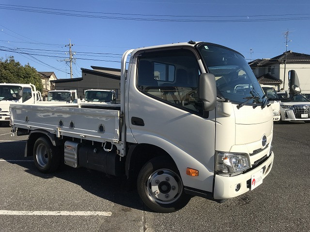 日野 デュトロ 小型 平ボディ 2RG-XZC605M(96939) 3枚目