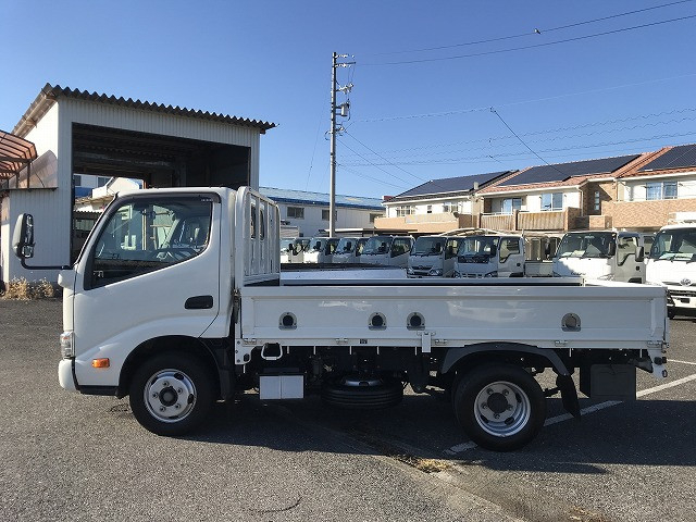 日野 デュトロ 小型 平ボディ 2RG-XZC605M(96939) 4枚目