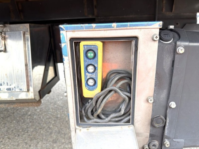 日野 レンジャー 中型 平ボディ 2KG-FD2ABA(96940) 9枚目