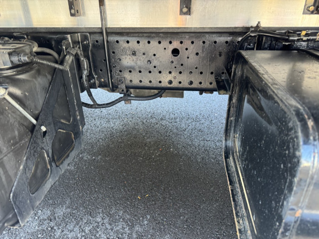 いすゞ フォワード 中型 冷凍冷蔵バン 2PG-FRR90T2(96941) 23枚目