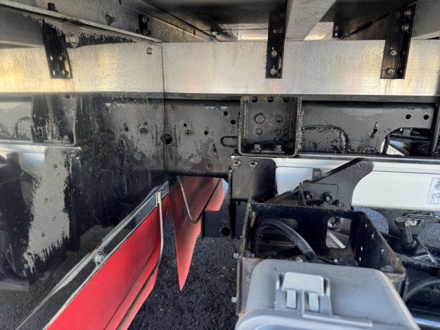 いすゞ フォワード 中型 冷凍冷蔵バン 2PG-FRR90T2(96941) 25枚目