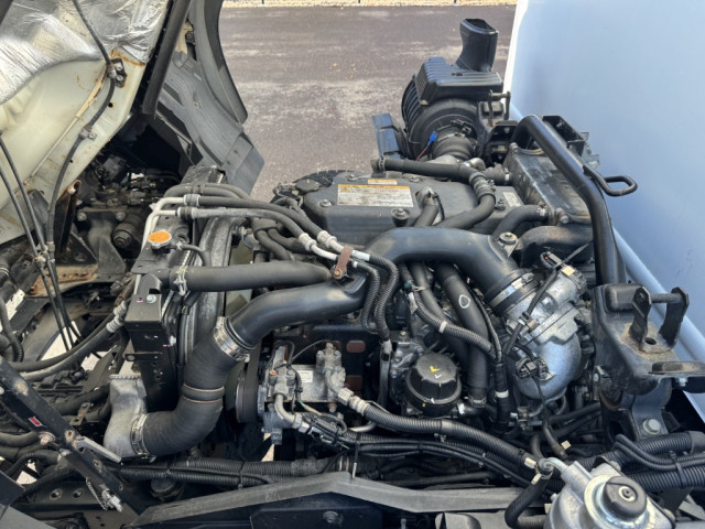 いすゞ フォワード 中型 冷凍冷蔵バン 2PG-FRR90T2(96941) 40枚目