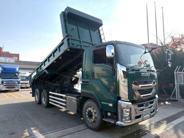 いすゞ ギガ 大型 土砂ダンプ 2PG-CYZ77CM(96943) 6枚目