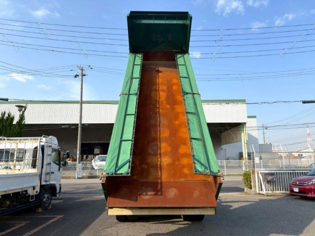 いすゞ ギガ 大型 土砂ダンプ 2PG-CYZ77CM(96943) 9枚目