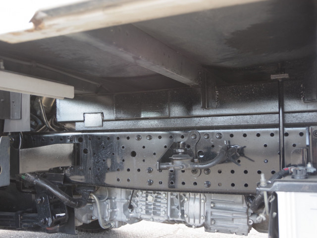 いすゞ エルフ 小型 アルミバン 2RG-NPR88YN(96944) 6枚目