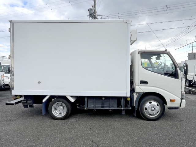日野 デュトロ 小型 冷凍冷蔵バン TKG-XZC605M(96947) 5枚目