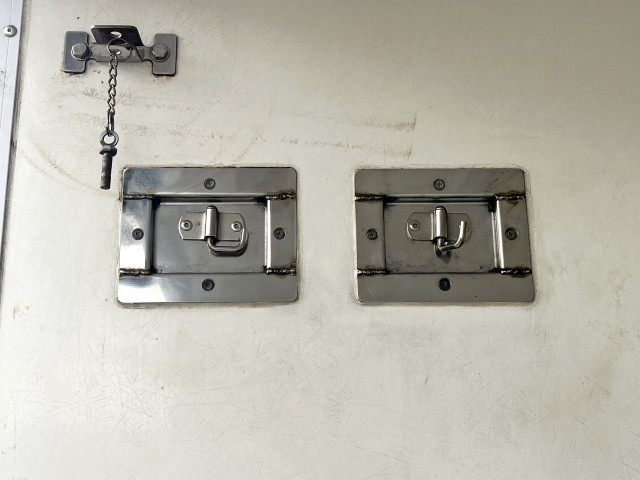 日野 デュトロ 小型 冷凍冷蔵バン TKG-XZC605M(96947) 16枚目