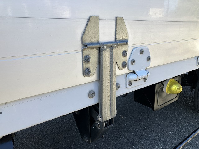 三菱ふそう キャンター 小型 アルミウィング TPG-FEA50(96945) 31枚目