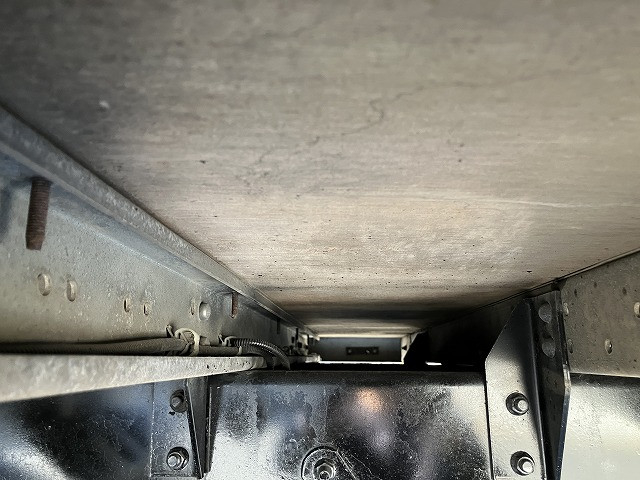 三菱ふそう キャンター 小型 アルミウィング TPG-FEA50(96945) 36枚目