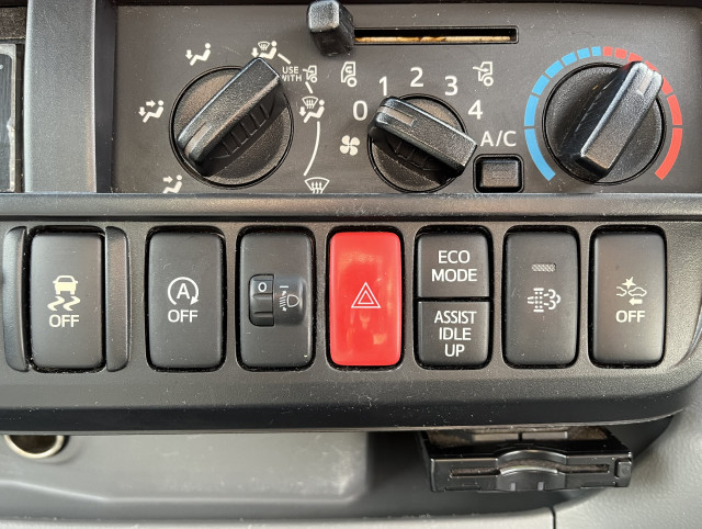 日野 デュトロ 小型 冷凍冷蔵バン TKG-XZC605M(96947) 27枚目