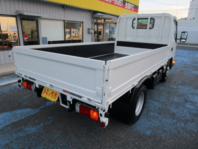 日野 デュトロ 小型 平ボディ TPG-XZU605M(96948) 3枚目