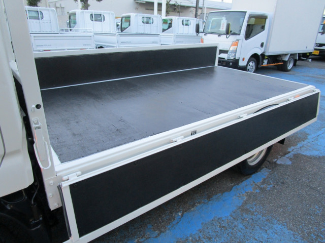 日野 デュトロ 小型 平ボディ TPG-XZU605M(96948) 24枚目