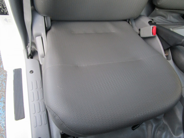 日野 デュトロ 小型 平ボディ TPG-XZU605M(96948) 30枚目