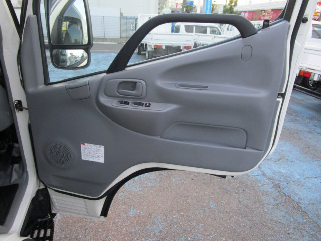 日野 デュトロ 小型 平ボディ TPG-XZU605M(96948) 37枚目