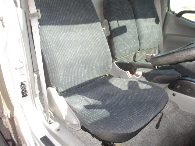 トヨタ トヨエース 小型 平ボディ ABF-TRY220(96953) 11枚目