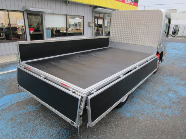 日産自動車 アトラス 小型 平ボディ CBF-SQ2F24(96954) 2枚目