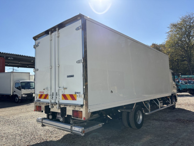 日野 レンジャー 中型 冷凍冷蔵バン TKG-FD9JLAA(96955) 3枚目