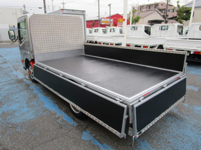 日産自動車 アトラス 小型 平ボディ CBF-SQ2F24(96954) 13枚目